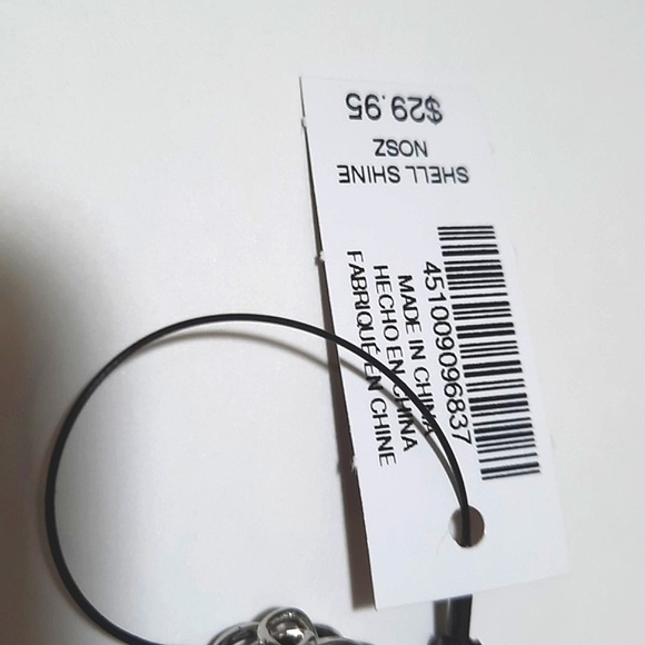 Chico's Shell Shine Statement Necklace NWT - Picture 11 of 11